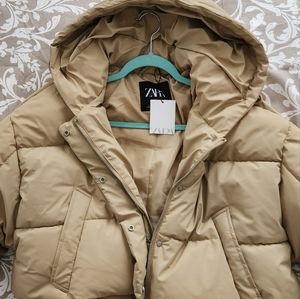 ZARA CROPPED PUFFER JACKET